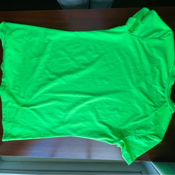 Adidas tee - Picture 6 of 7